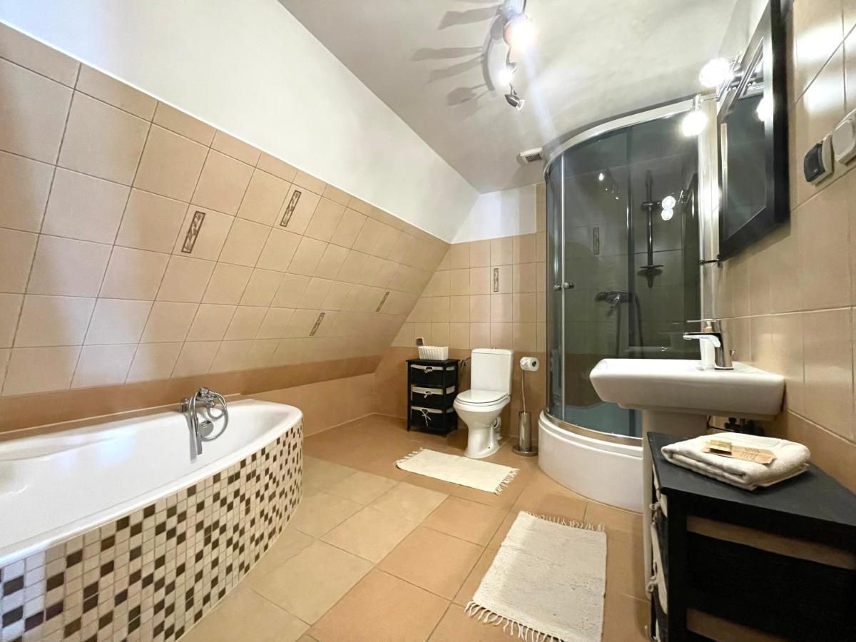 Apartament Na Uboczu. Косцелиско Экстерьер фото
